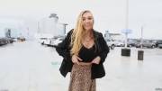 Kendra Sunderland at the Airport [Gif]