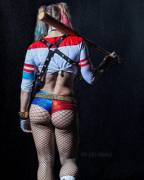Would been a lot more entertaining if Harley had an ass like that in the movie [Image]