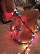 Merry Christmas! I celebrate my pussy with lights (self post)