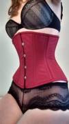 Been too long since I cinched into a corset :)
