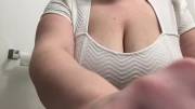 Jiggly boobs, jiggly boobs 