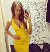 Tight yellow selfie (via /r/tightdresses)