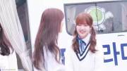 Yuju and Yerin can't hide their feelings to each other (GFriend)