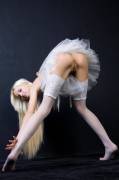 Blonde ballerina
