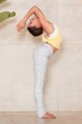 Yoga Yoga Yoga (MIC)