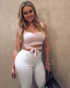 [REQUEST] Iskra Lawrence