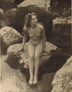 "Nude #18" photographed by Horace Roye (c. 1940)