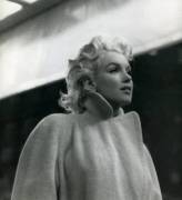 Marilyn Monroe (X-post /r/FamousFaces)