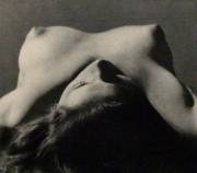 "Nude 21" photographed by František Drtikol (printed in 1935)