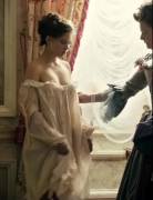 Léa Seydoux reveals the plot in "Farewell my Queen" x/post r/watchitfortheplot