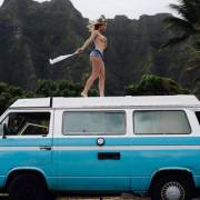 Hawaii Van-Surfing