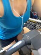 Hot redditor inserts a plug and then goes to the gym to work out.  (x-post from /r/gonewild)
