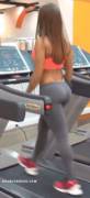 Treadmill yoga pants [GIF]
