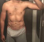 40 year-old dad bulge after workout.