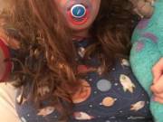 I FOUND A PACI THAT MATCHES MY ONESIE SO PERFECTLY AND I AM IN LOVE! 