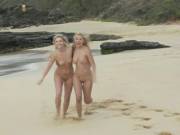 Best buds running naked on the beach [gif]