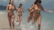We love watching naked girls running on the beach [gif]