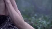 Natalie Dormer topless in The Tudors [slowmo]