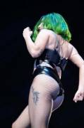 Love Mrs Gaga's butt!