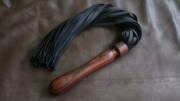 XL Cocobolo flogger with oil tanned leather falls