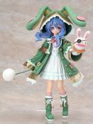 How come no-one has done a SoF with Yoshino? There are so many cute figures of her, I don't get it!