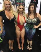 At Exxxotica with Nina Kayy and Alexis Golden