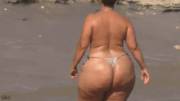 Found a couple of gifs of the BBW with a giant ass wearing a tiny thong