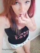 cute redhead diaper girl (7 pics)