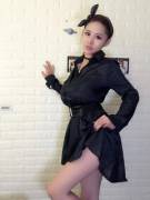 Black dress, black choker (XPost from r/MaYourong)