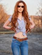 Country Girl (xpost /r/sexygirlsinjeans)