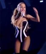 Ariana Grande Sexy Dance