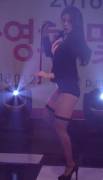 Asian Pop Singer Sasha Grinding the Pole between her legs (x-post /r/cumtributekpop)