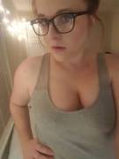 [25/online] shy, sweet &amp; curvy looking for better financial stability