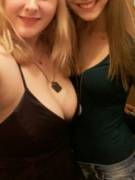 Who thinks my [f]riend and i should do a photo shoot together? ;)