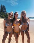 Aussie beach babes