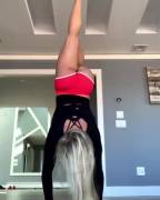 Carriejune Bowlby’s rotating handstand