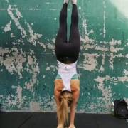 From a handstand to pike &amp; straddle down