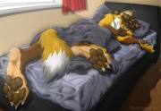 [M] Snoozing summertime foxy - T