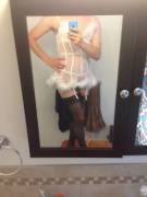 Hey i'm a 25 year old sub/sissy looking for a daddy around Boston! heres a pic lets see if i get lucky!