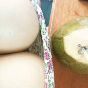 3 natural coconuts