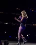 Taylor Swift has a great ass