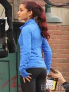Ariana Grande's cute little ass in yoga pants