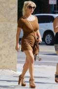 Jessica Simpson just walking about