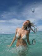 Kate Upton wet all over 