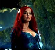 Amber Heard tits in Aquaman 