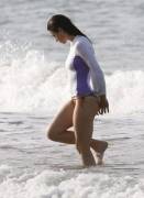 Jessica Biels Insane Surfer Body deserves a wank