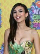Victoria Justice's tits looking really good here