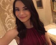 Miranda Cosgrove: what would you do with her