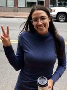 This pic of AoC makes me want to titty fuck her till I cum on her glasses