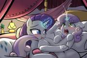 Rarity shows Sweetie the joys of a Hornjob